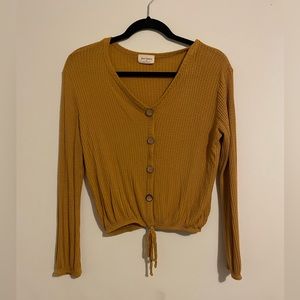 Free kisses- Mustard tie top